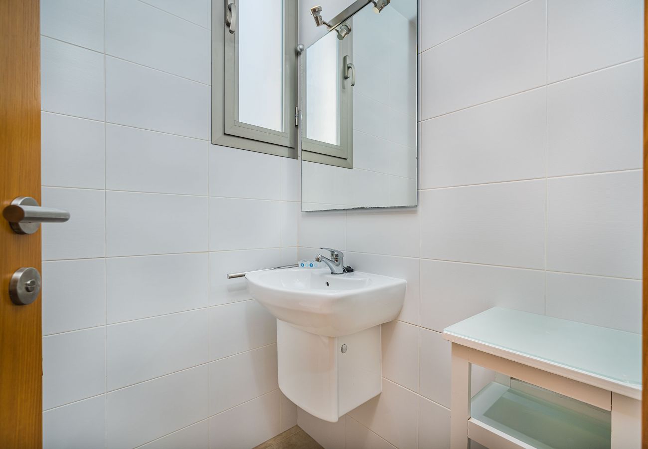 Chalet en Cala Sant Vicenç - MOLINS 7  ref. CS07