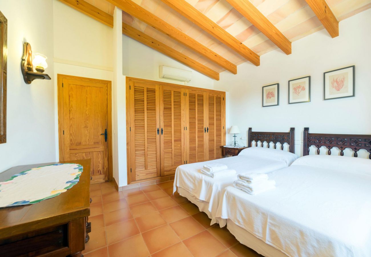 Finca en Pollensa / Pollença - ESTERN  ref. VP01