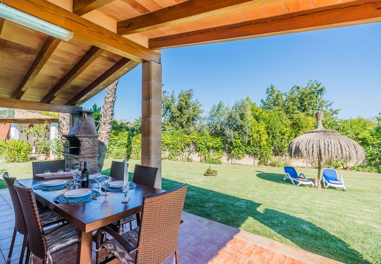 Villa en Pollensa / Pollença - BLANCO  Ref. VP08
