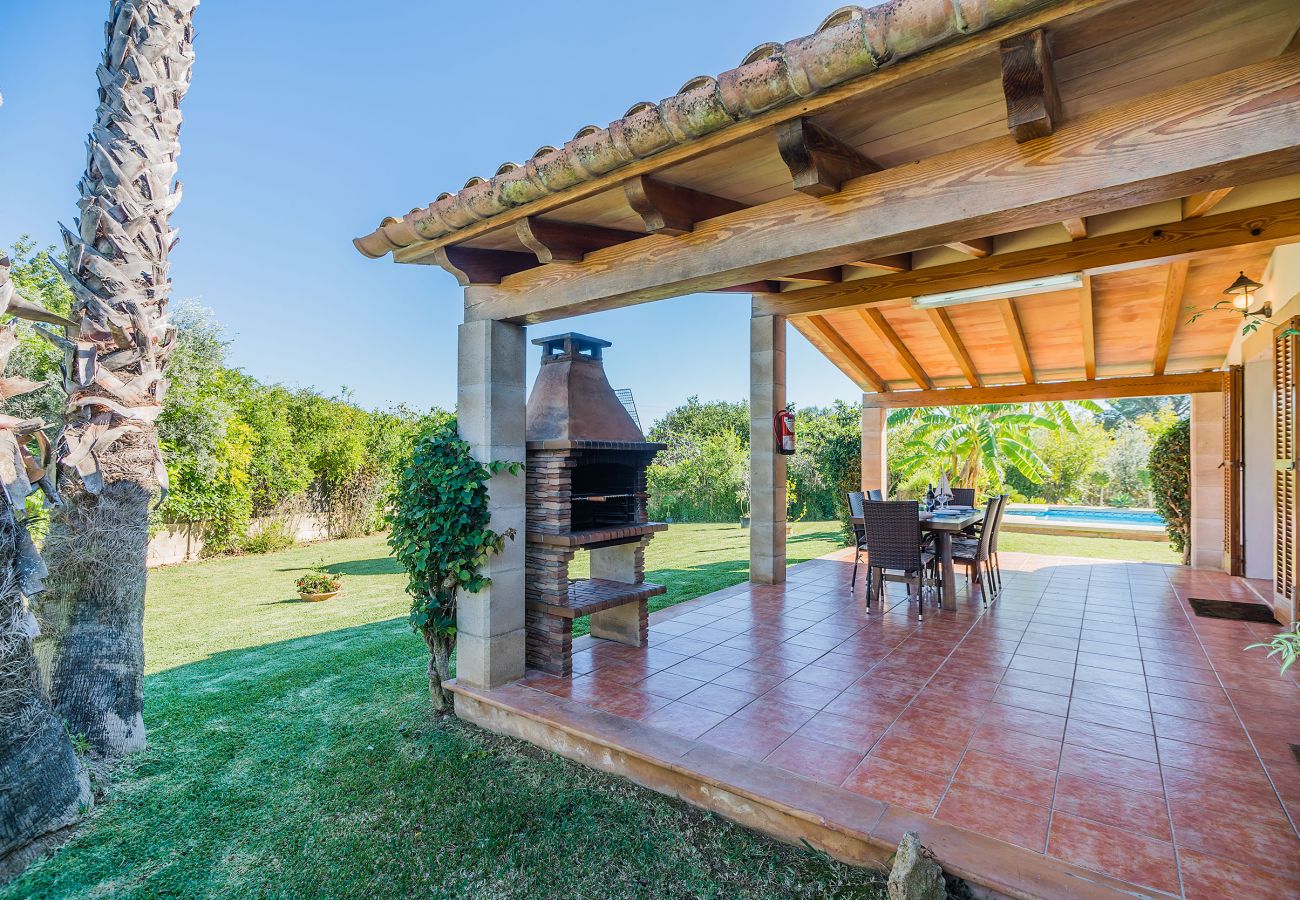 Villa en Pollensa / Pollença - BLANCO  Ref. VP08