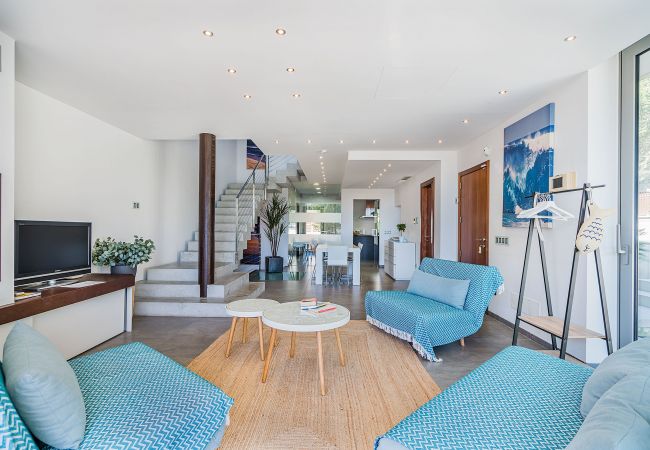 Chalet en Platja de Muro - ALBUFERA Ref. PLM02 Chalet en Platja de Muro - ALBUFERA Ref. PLM02