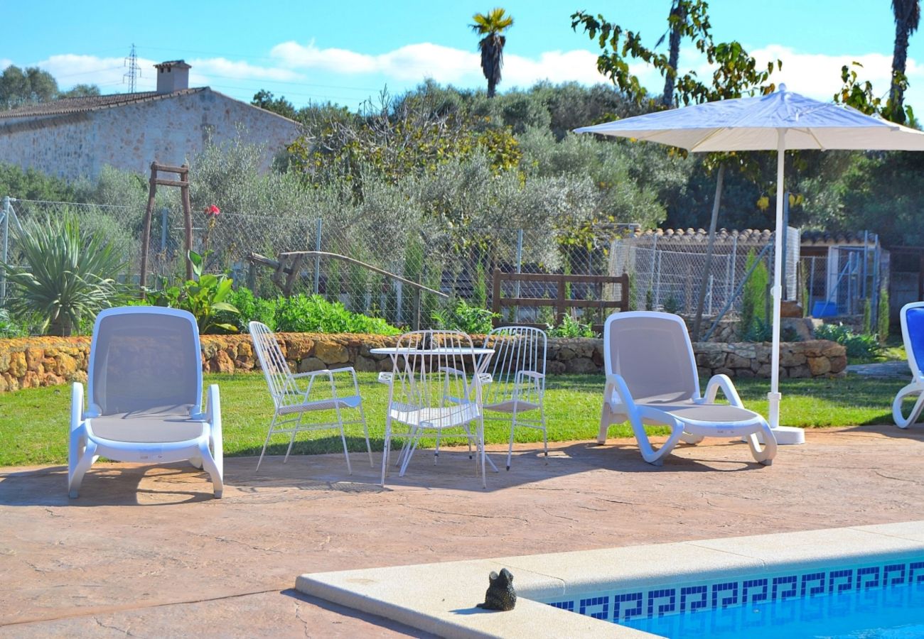 Finca Mallorca con piscina 8 personas