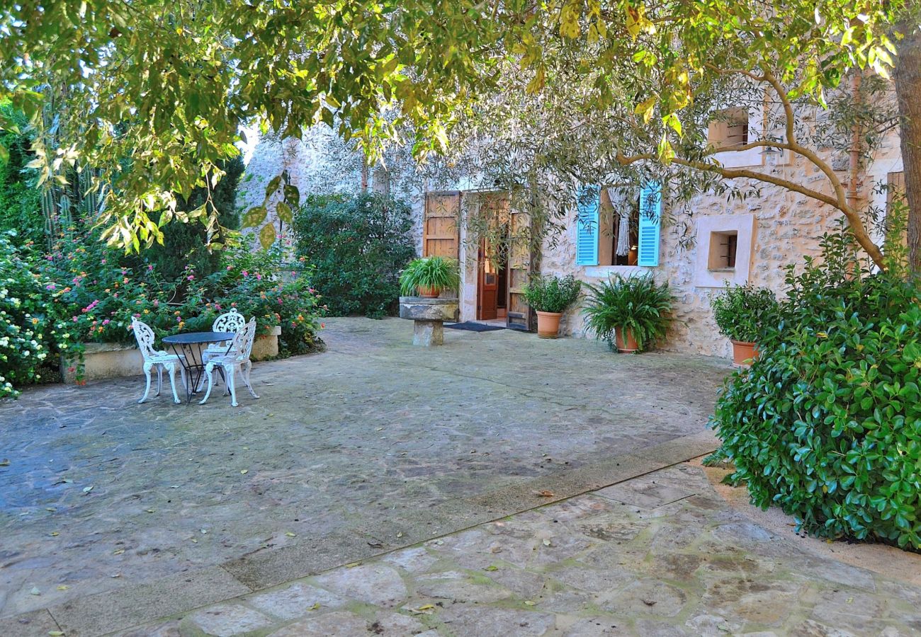 La casa fue construida con piedra mallorquina