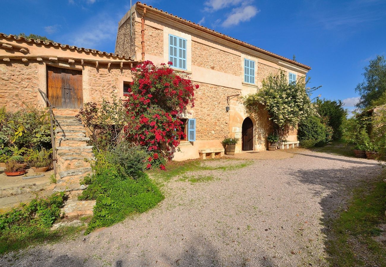 La casa fue construida con piedra mallorquina