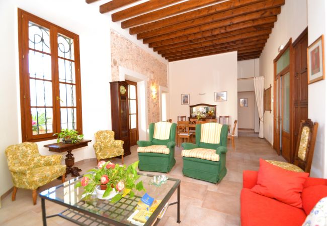 Casa en Llubi - 152 Villa Tofollubí TI/63 by Mallorca Charme Casa en Llubi - 152 Villa Tofollubí TI/63 by Mallorca Charme