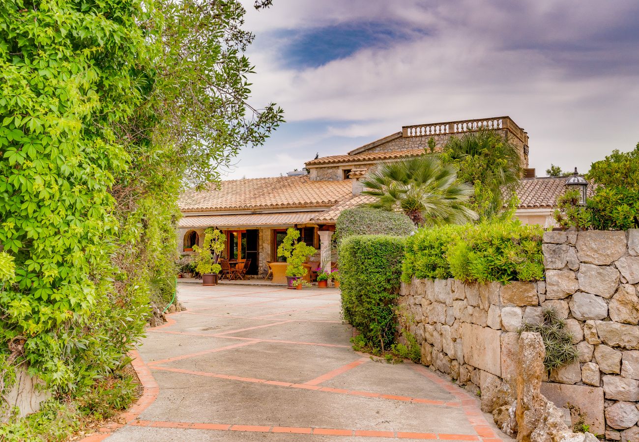 Villa en Alcúdia - G085 Lorenzo by Mallorca Villa Selection