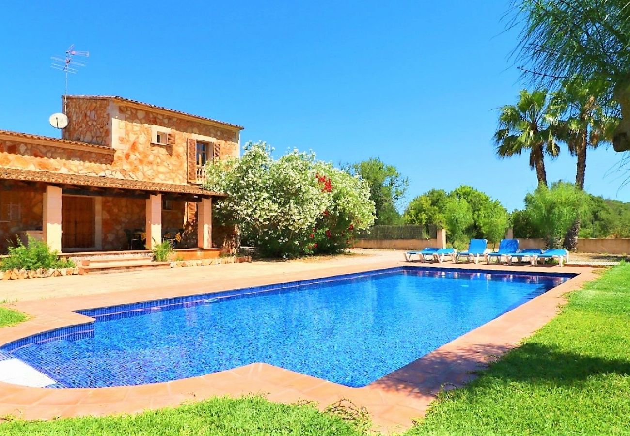 Finca bonita con piscina en Mallorca
