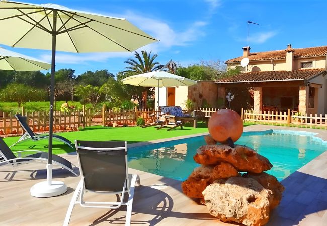 Finca con piscina para el alquiler en Mallorca