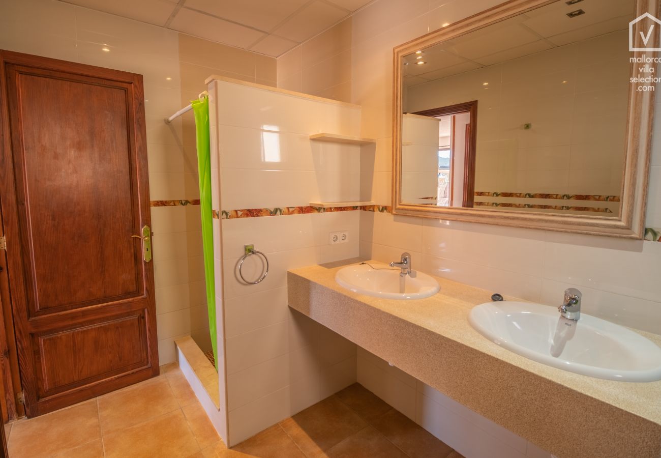 Villa en Cala Mesquida - E151 Camomila by Mallorca Villa Selection