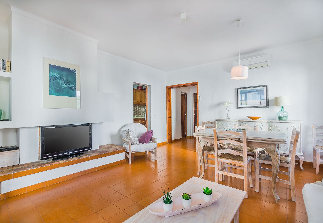 Apartamento en Cala Sant Vicenç - BON DIA Ref. CS17