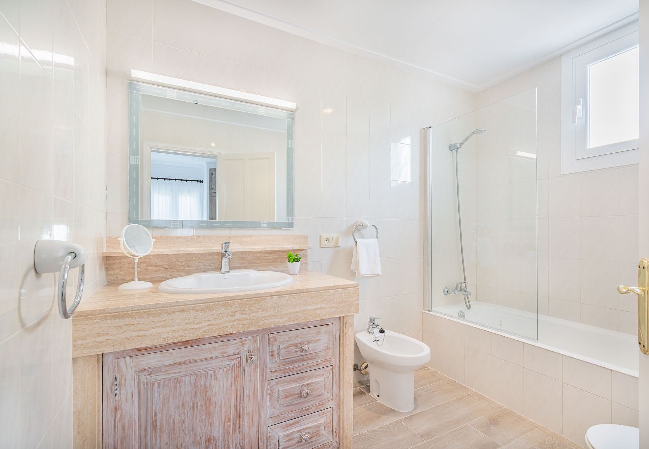 Apartamento en Cala Sant Vicenç - BON DIA Ref. CS17