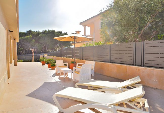 Solarium de la villa en can picafort de lujo Solarium de la villa en can picafort de lujo