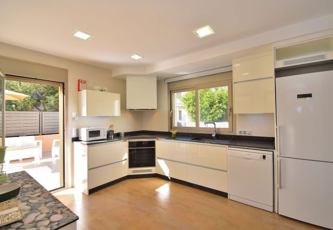 Cocina de la villa de lujo en Can Picafort-Mallorca Cocina de la villa de lujo en Can Picafort-Mallorca