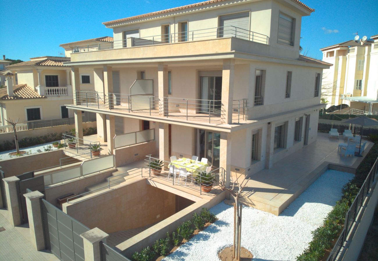 La villa de de lujo en Mallorca Can Picafort La villa de de lujo en Mallorca Can Picafort