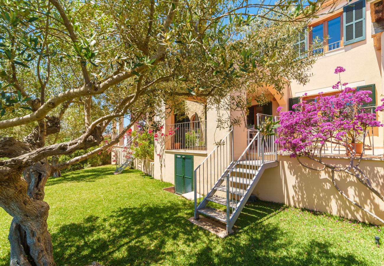 Casa adosada en Cala Romantica - E259 Casa Goldi by Mallorca Villa Selection