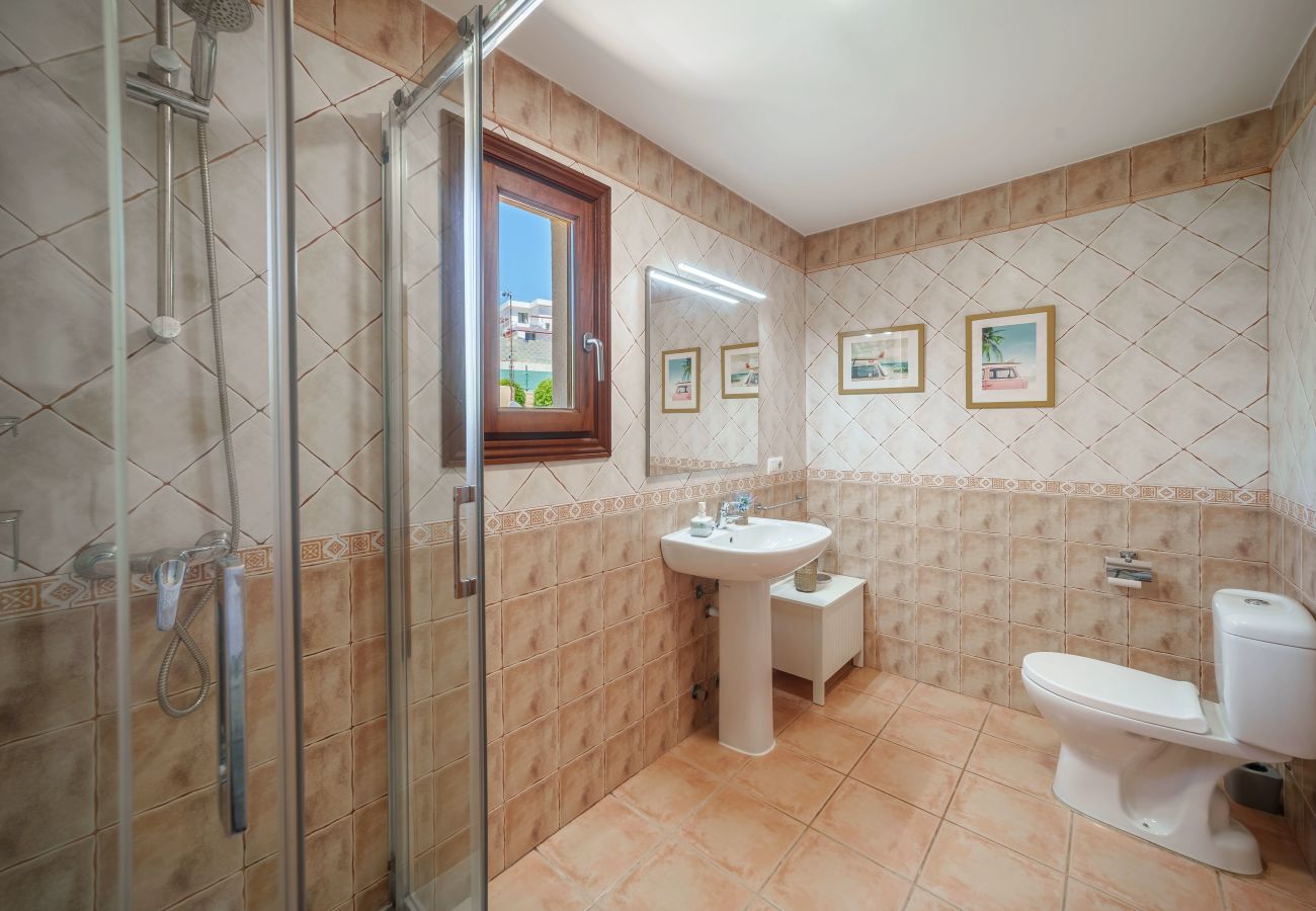 Casa adosada en Cala Romantica - E259 Casa Goldi by Mallorca Villa Selection