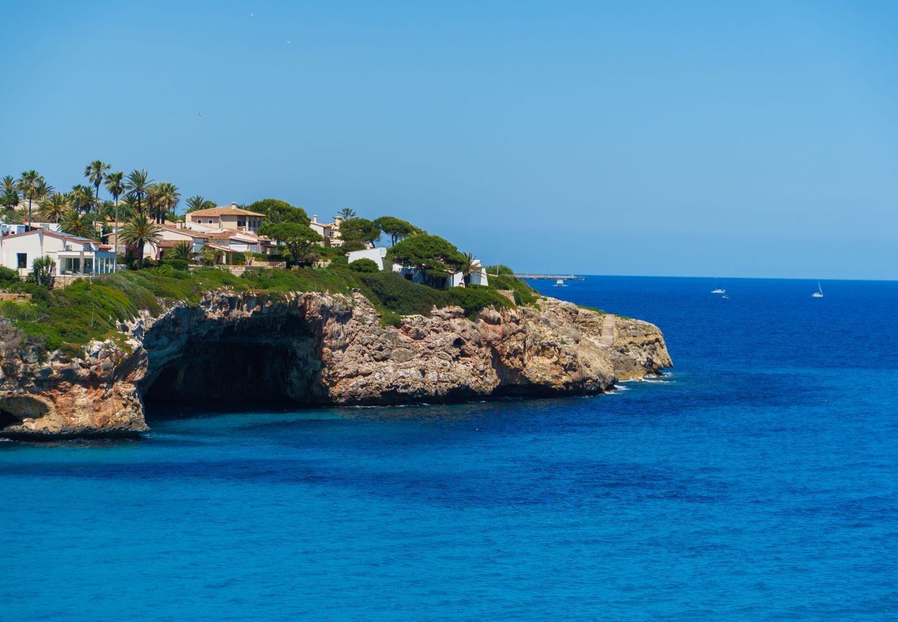 Casa adosada en Cala Romantica - E259 Casa Goldi by Mallorca Villa Selection