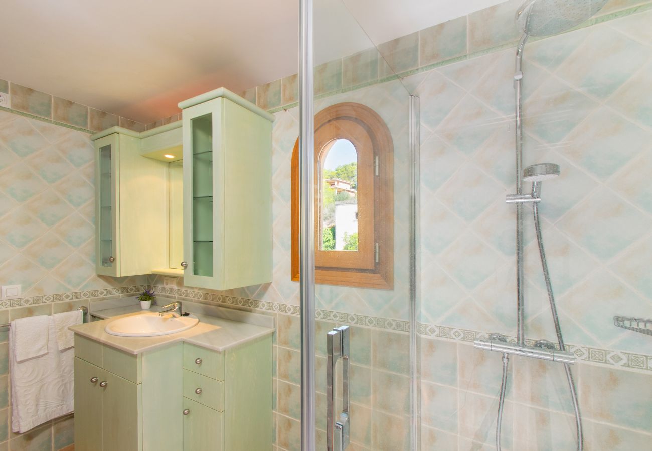 Casa adosada en Cala Romantica - E241 Casa Alegria by Mallorca Villa Selection