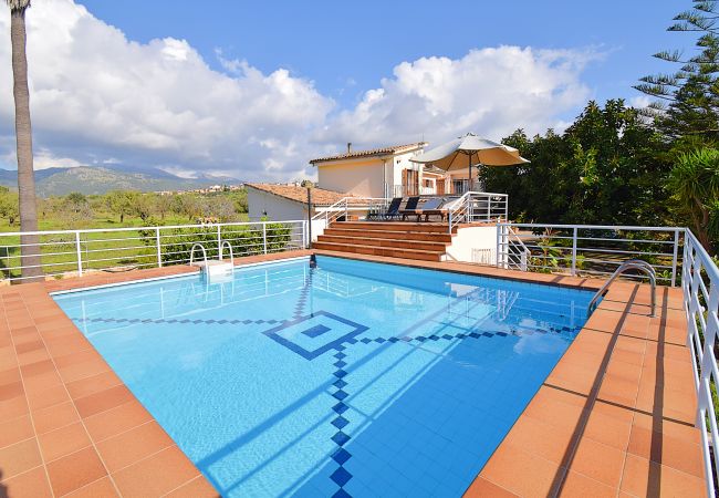 Finca vacacional, Piscina gigante, jardín, naturaleza