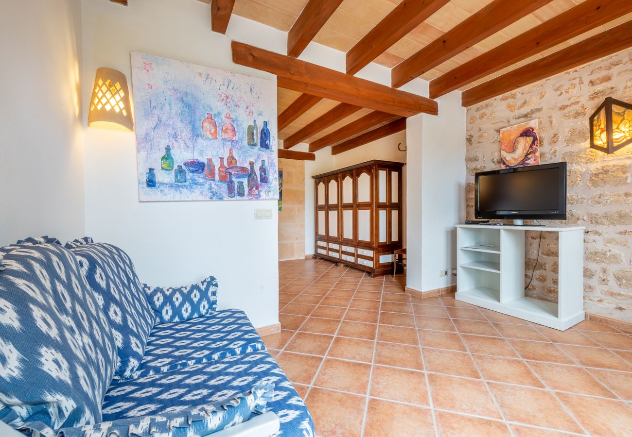 Casa rural en S´Alqueria Blanca - Finca Son Marimon (16 pax)