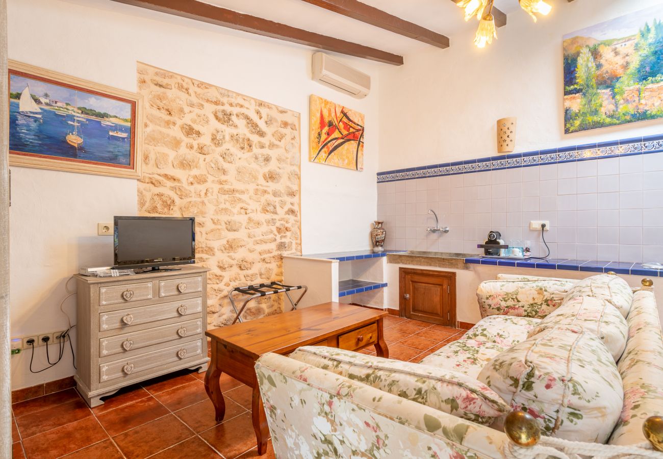 Casa rural en S´Alqueria Blanca - Finca Son Marimon (16 pax)