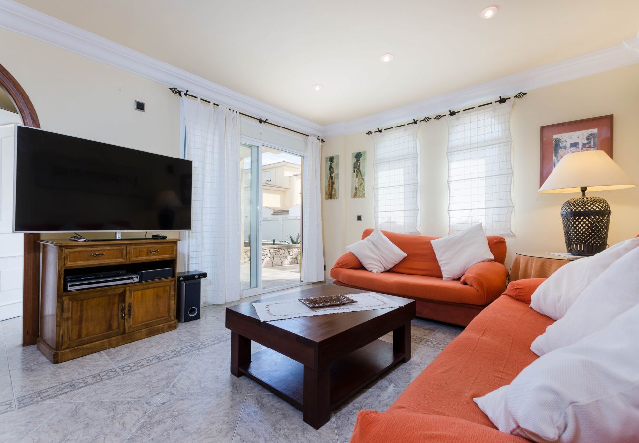 Chalet en Ca´n Picafort - YourHouse Casa Salud
