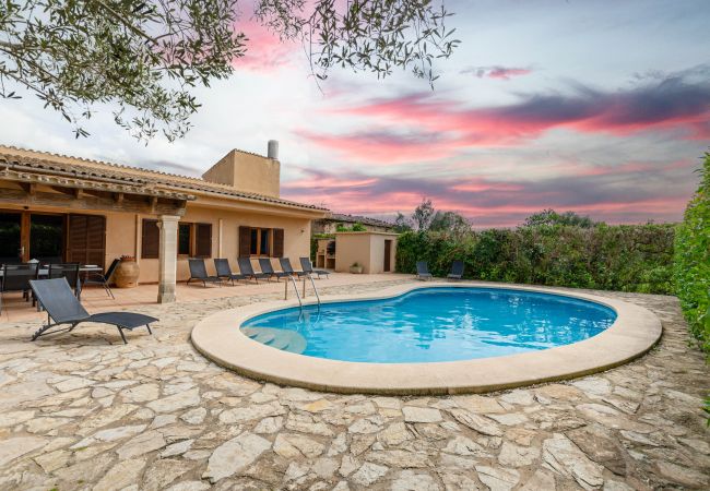 Villa en Pollensa - Finca en Pollença con piscina y barbacoa, Escandeu