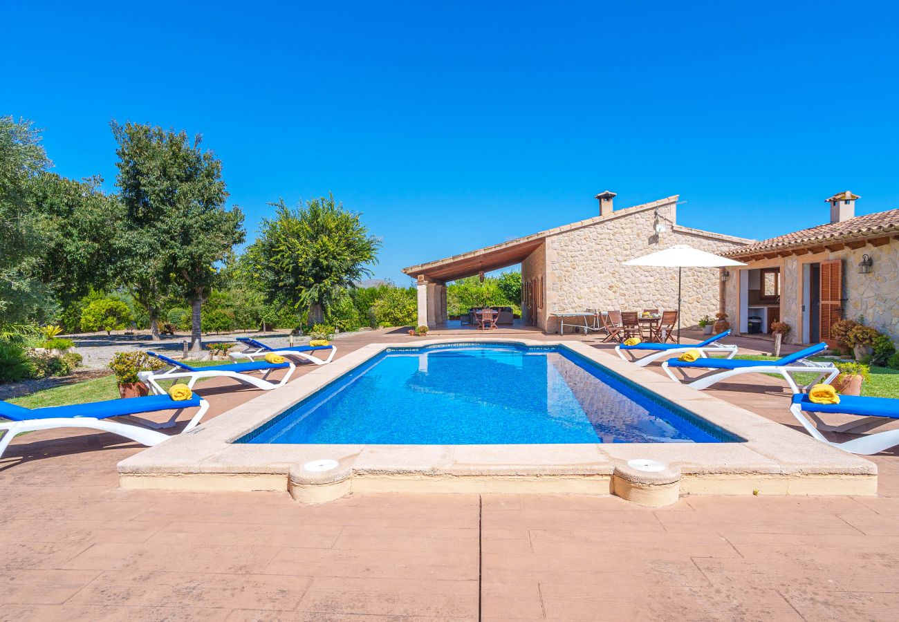 Villa a Alcudia con piscina