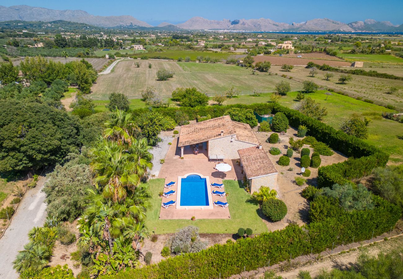 Finca en Alcudia con piscina