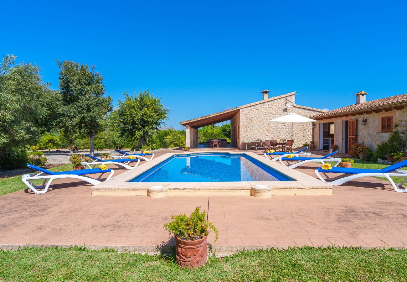 Finca en Alcudia con piscina
