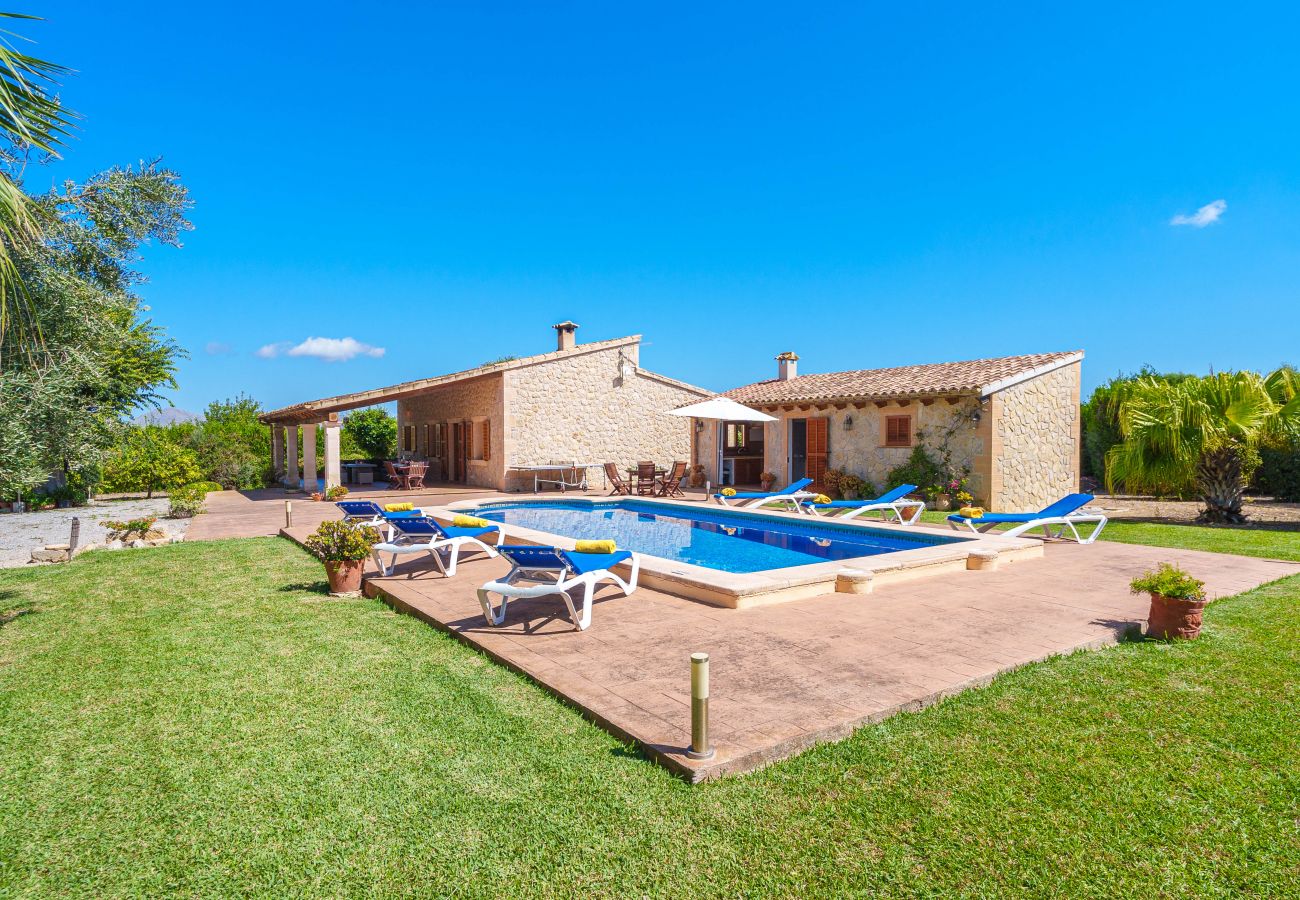Finca en Alcudia con piscina