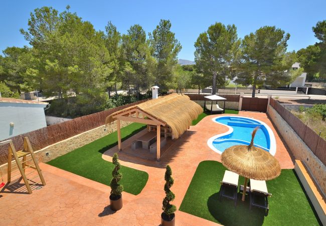 piscina, jardín, barbacoa, son serra de marina, cielo azul