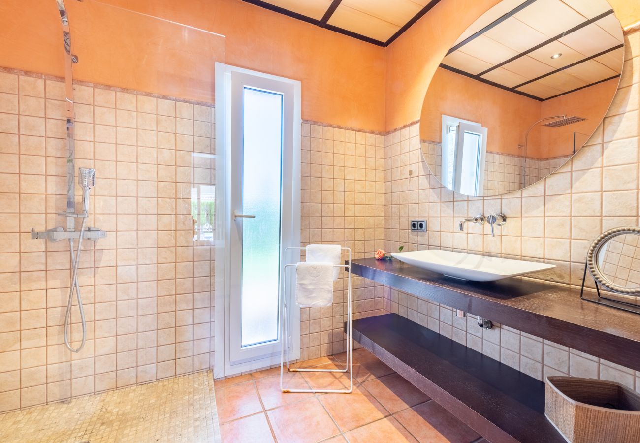 Villa en Cala Murada - Ca Na Marina by MHR