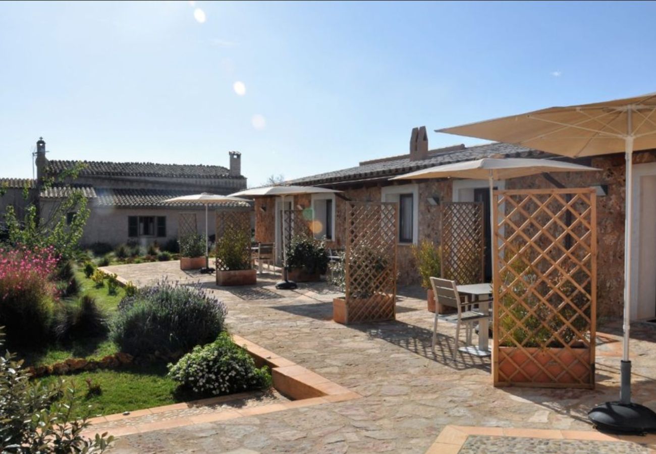 Estudio en Lloret de Vistalegre - YourHouse Agroturismo Can Porreti Es Colomer