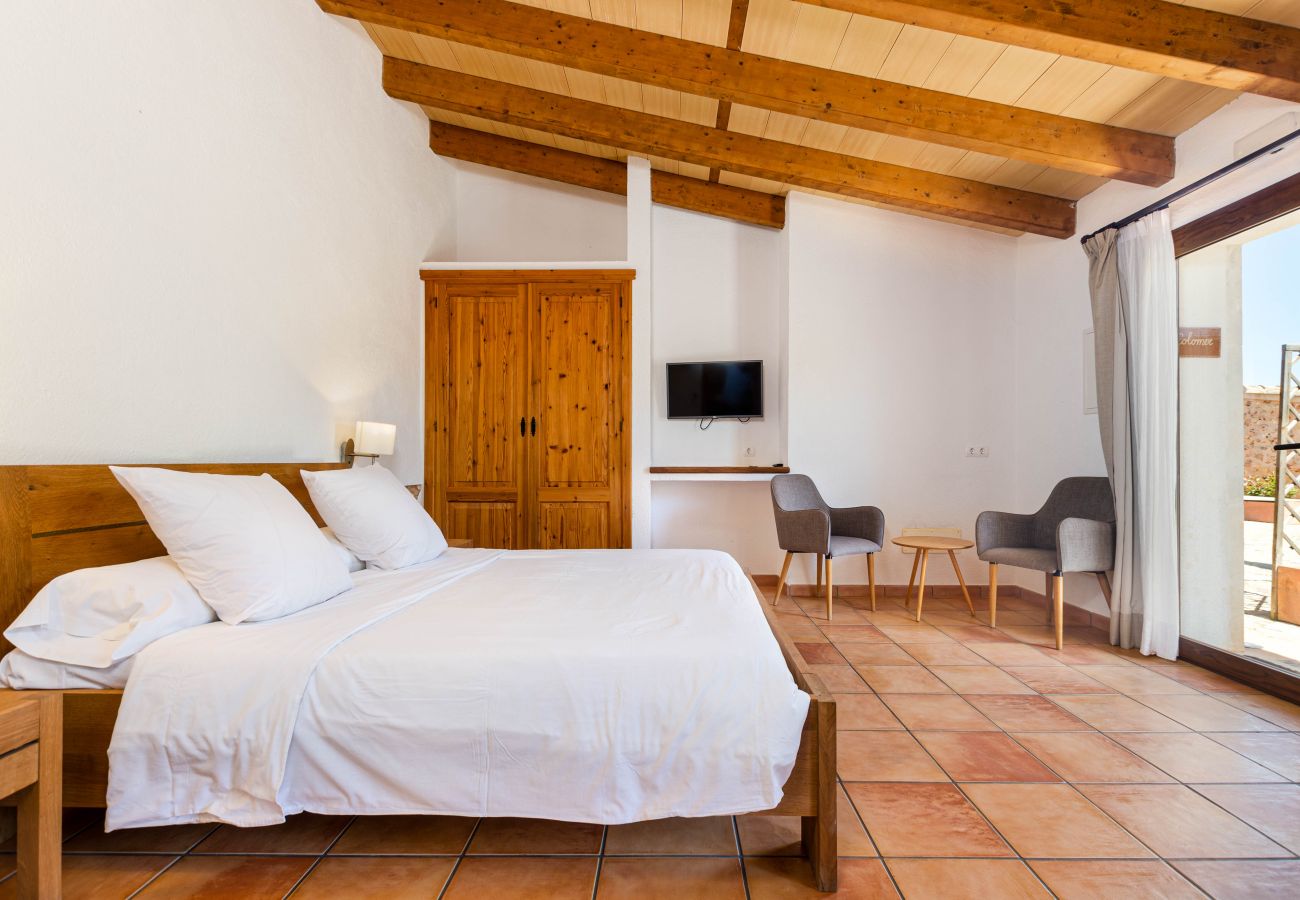 Estudio en Lloret de Vistalegre - YourHouse Agroturismo Can Porreti Es Colomer