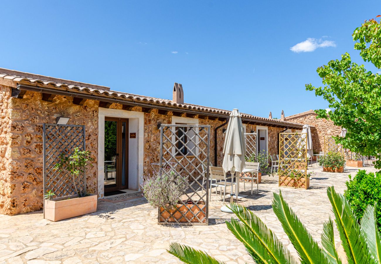 Estudio en Lloret de Vistalegre - YourHouse Agroturismo Can Porreti La Conillera