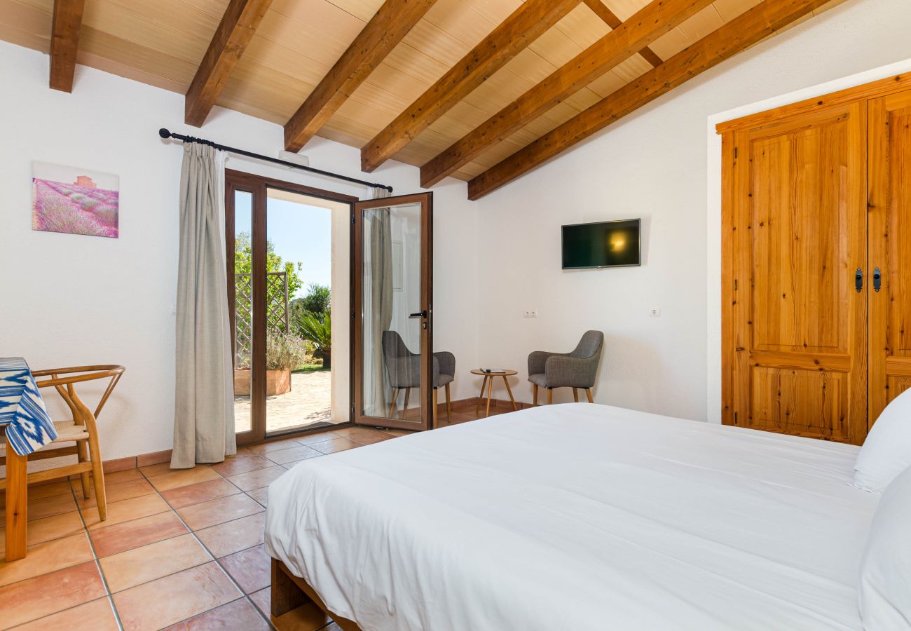 Estudio en Lloret de Vistalegre - YourHouse Agroturismo Can Porreti La Conillera
