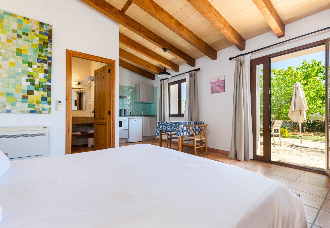 Estudio en Lloret de Vistalegre - YourHouse Agroturismo Can Porreti La Conillera