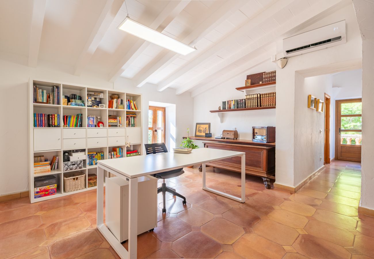 Finca en Cas Concos - Finca Can Quadrat by Mallorca House Rent