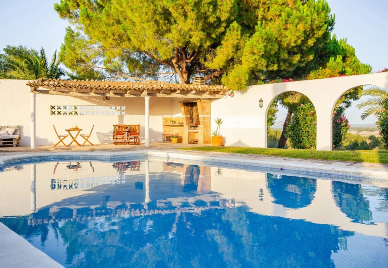 Agroturismo en Santa Margalida - Agroturismo Son Flo Buguemvillea by YourHouse