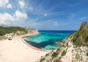 Cala Torta Strand-Bucht