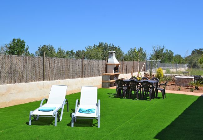 Villa in Llubi - Finca Sauri Llubi Villa in Llubi - Finca Sauri Llubi