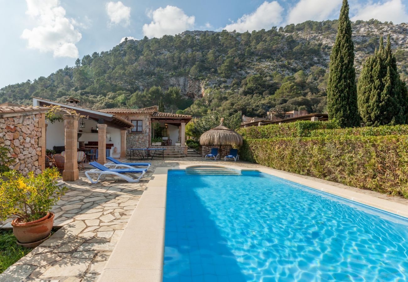 Finca in Pollensa / Pollença - ENCIS Ref. VP46
