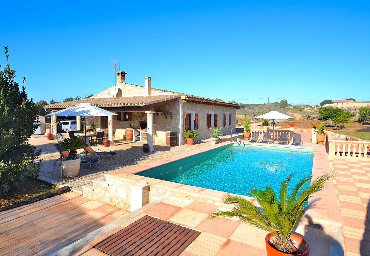 Finca mit Pool zur Miete auf Mallorca