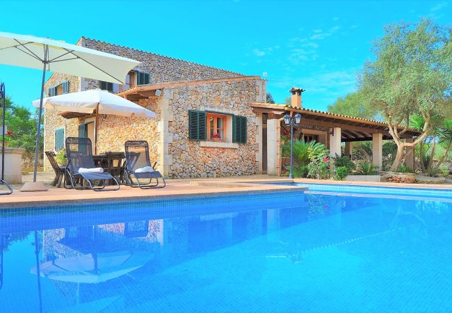 Ab 100€ pro Tag  können Sie Ihre Villa auf Mallorca mieten