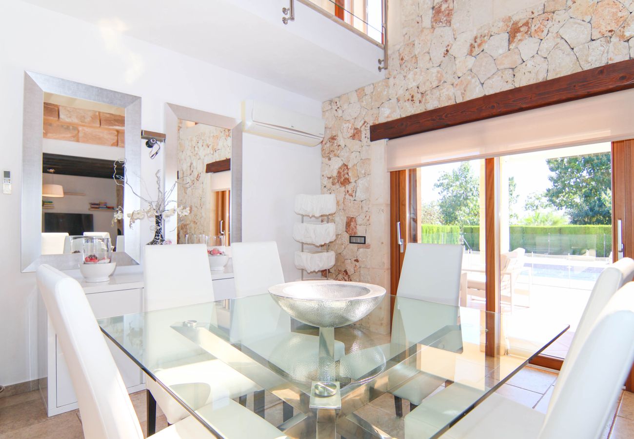 Finca in Sa Pobla - 140 Villa Son Ferragut VT/2073  by Mallorca Charm Finca in Sa Pobla - 140 Villa Son Ferragut VT/2073  by Mallorca Charm