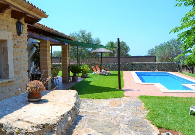 Ab 100€ pro Tag  können Sie Ihre Villa auf Mallorca mieten