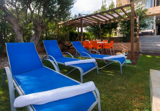 Villa in Alcudia mit Pool und Garten, Vermietungen