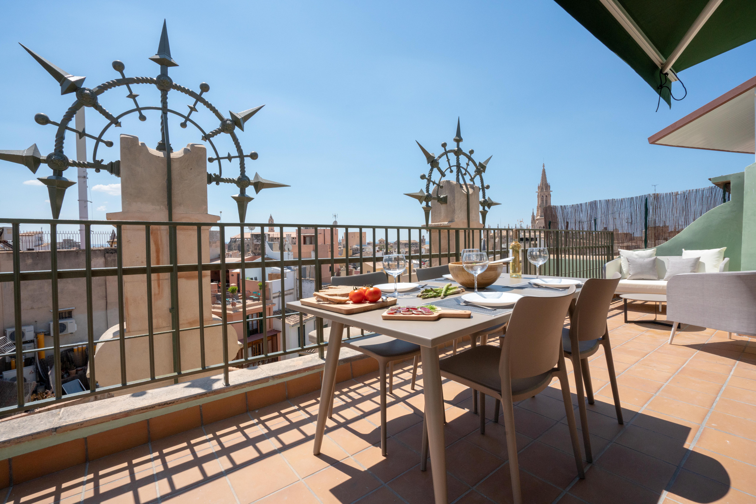 L Aguila Suites Penthouse Ferienwohnungen Palma De Mallorca