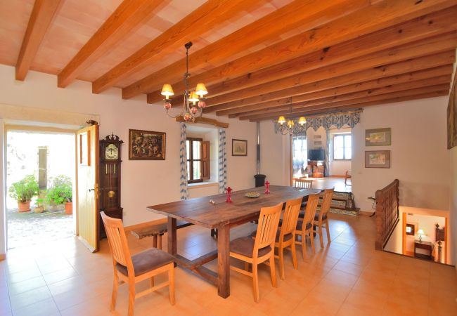 Esszimmer der Villa in Alcudia Esszimmer der Villa in Alcudia